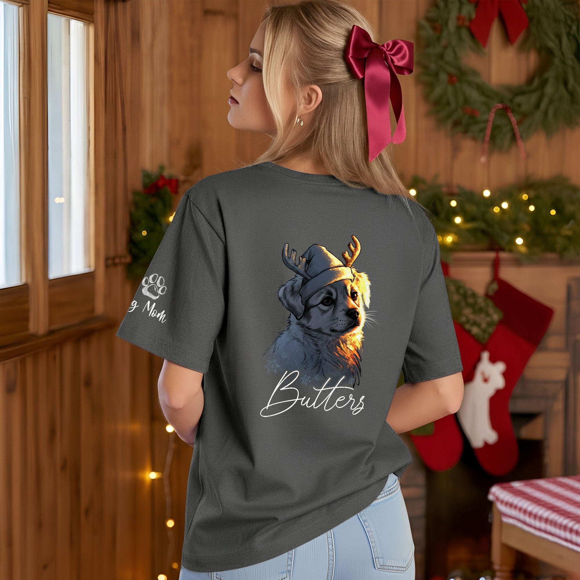 Festive Dog Mom Tee – Christmas Shirt for Women Who Love Their Pup