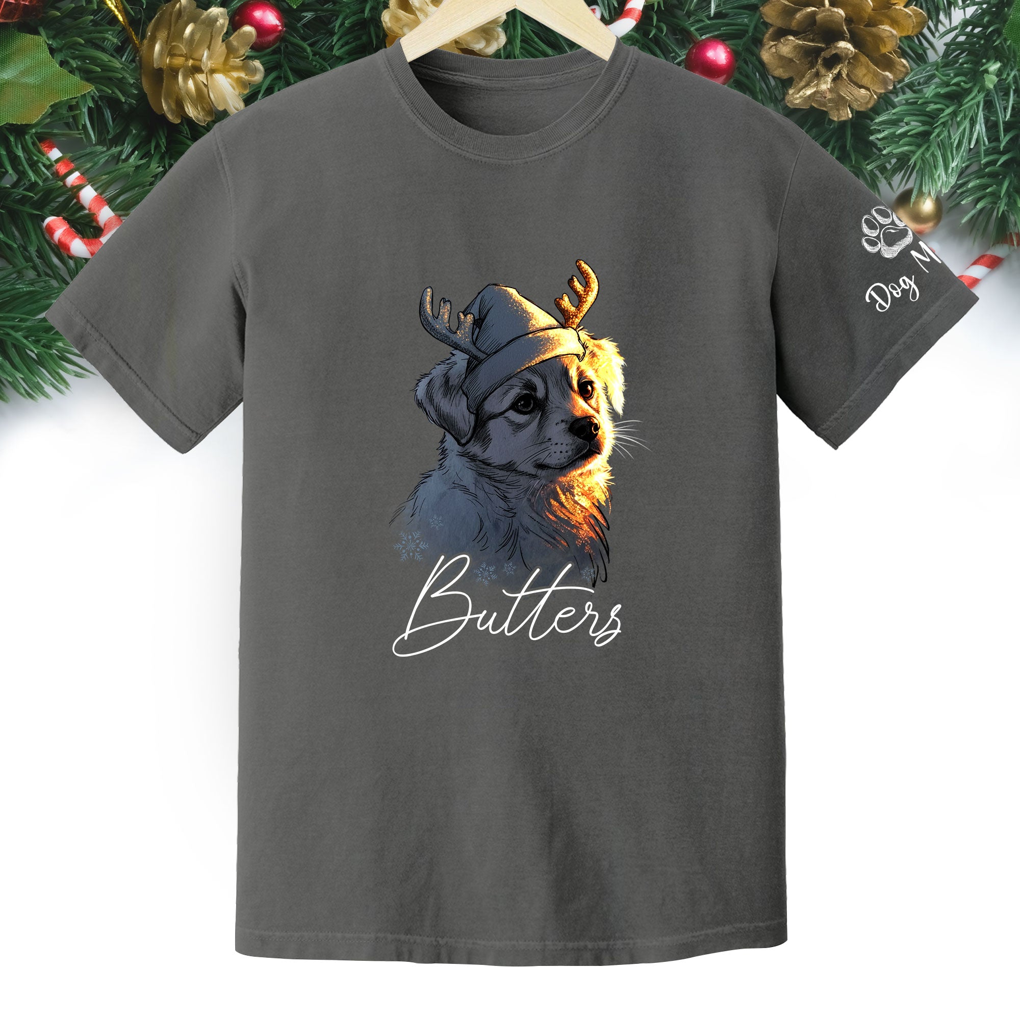 Festive Dog Mom Tee – Christmas Shirt for Women Who Love Their Pup