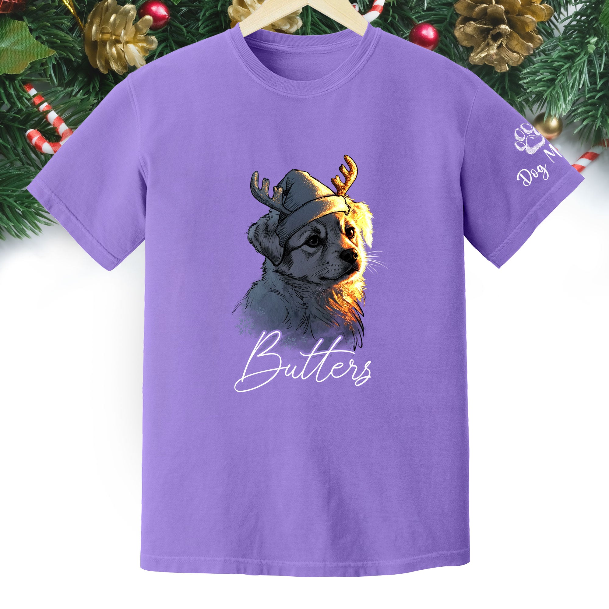 Festive Dog Mom Tee – Christmas Shirt for Women Who Love Their Pup